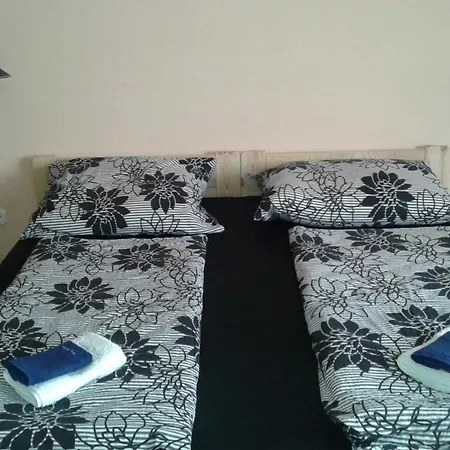 Karibu Bed & Breakfast Hévíz