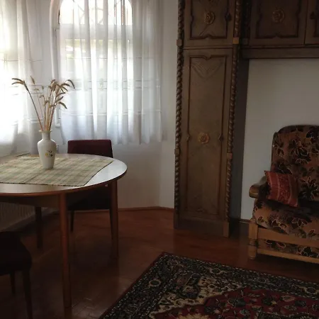 Karibu Bed & Breakfast